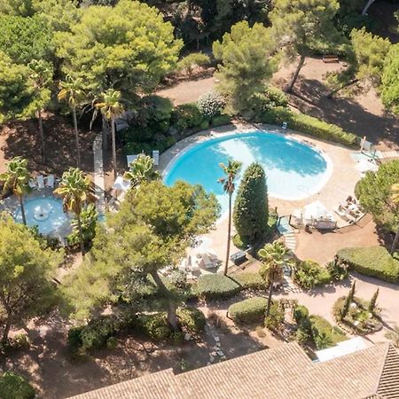 Aparthotel La badine Hyères Esterno foto
