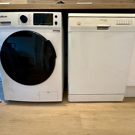 Aparthotel La badine Hyères Esterno foto