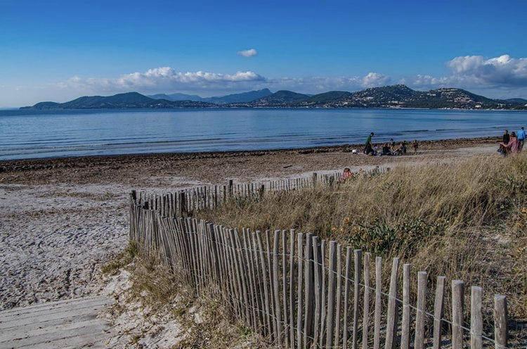 Aparthotel La badine Hyères Esterno foto